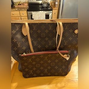 Louis Vuitton Neverfull MM Monogram with Red Interior